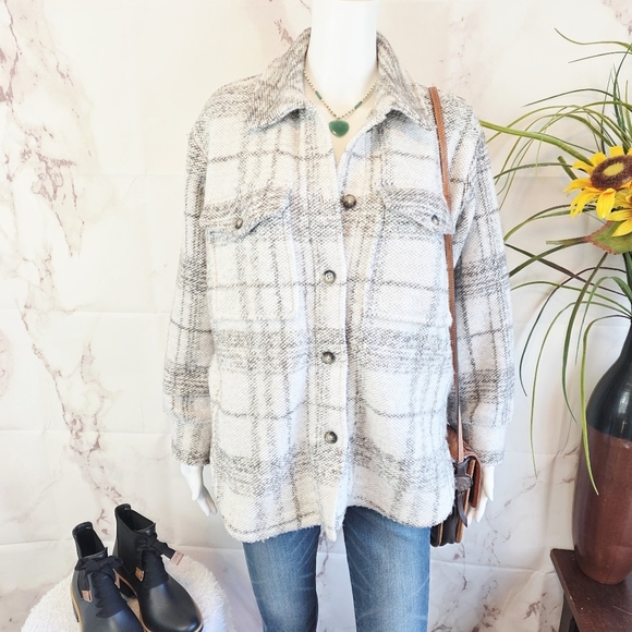 Banana Republic Oversized Wool Barn Jacket Shacket Plaid Black White Warm - Picture 2 of 6